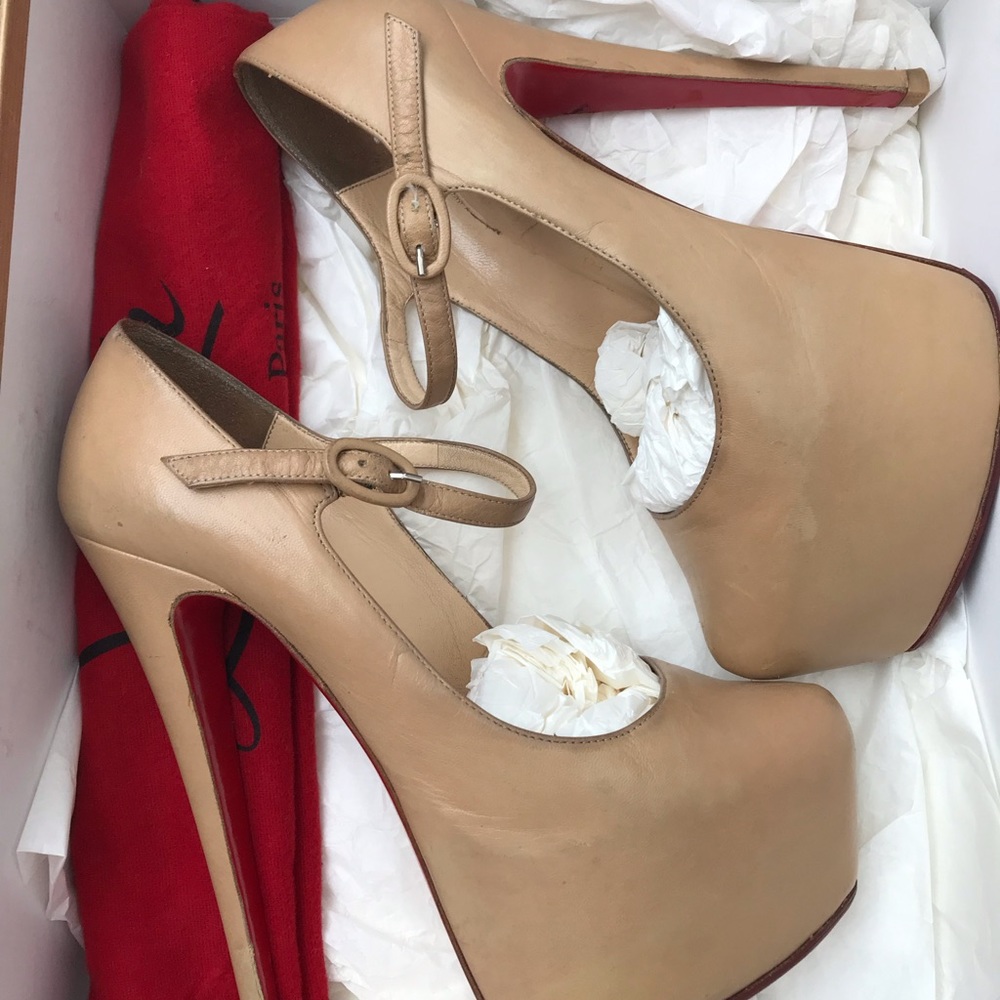 Christian Louboutin Lady daf sz 36